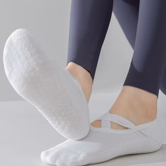 女性用ピラティスヨガソックスノンスリップグリップローカットアンクルアンチ